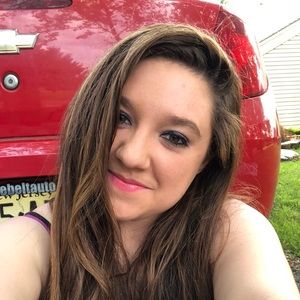 Meet your Posher, Jocelyn